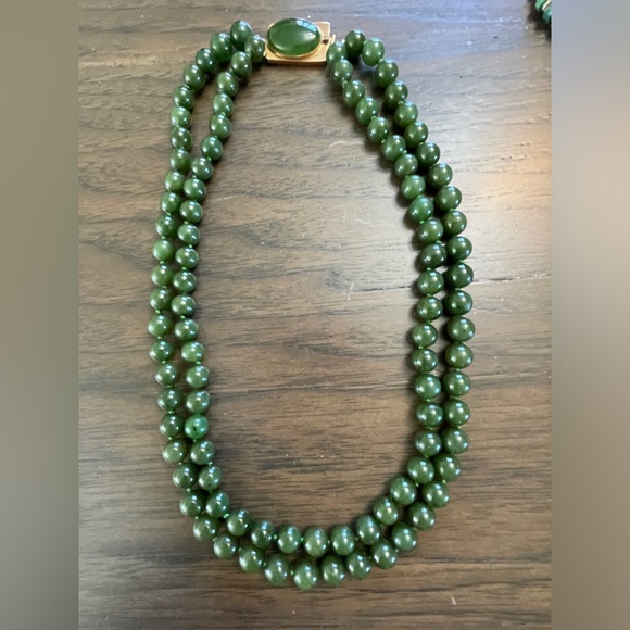 18k Old Jade necklace - Picture 8 of 9